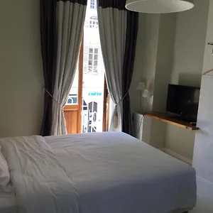 https://room-with-a-vue.fr-provencehotel.com